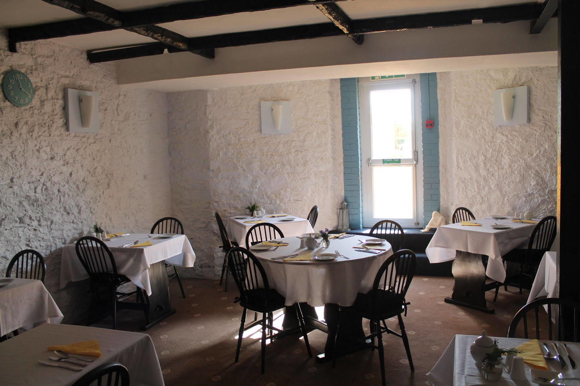 Heathcliff House B&B Exclusively For Adults Free Large Carpark Торки Экстерьер фото